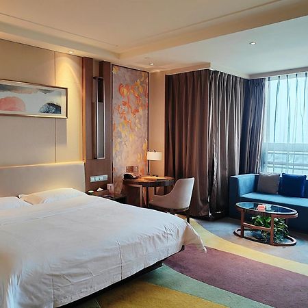 Отель Ramada Heze Экстерьер фото